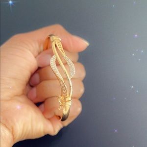 Gold plated bracelet